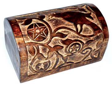 (image for) 4.75" x 8" Raven/ Pentagram Chest