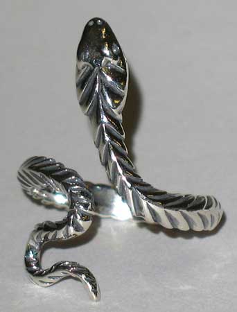 (image for) Adjustable Snake ring